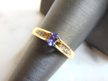 Womens 10K Yellow Gold Amethyst & Diamond Ring