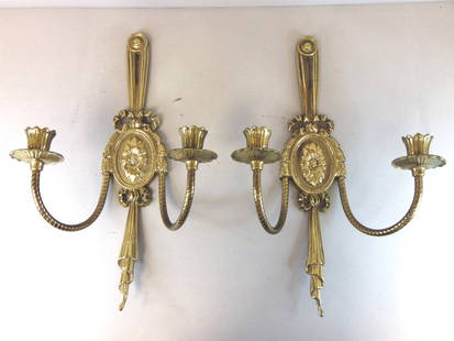 Pair of Vintage Estate Brass Wall Candleholder Sconces: A BEAUTIFUL PAIR OF VINTAGE ESTATE BRASS WALL CANDLEHOLDER SCONCES. EACH SCONCE MEASURES ABOUT 16" LONG, BY ABOUT 10 1/2" WIDE, AND STICKS OUT ABOUT 5 7/8" FROM THE WALL. WOULD MAKE A GREAT ADDITION T