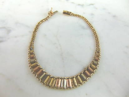 Womens Vintage Estate 14k Multi Tone Gold Bracelet: A WOMENS VINTAGE ESTATE 14K YELLOW, ROSE AND WHITE GOLD BRACELET. THE BRACELET MEASURES 7 1/2" LONG BY 5/16" WIDE AND WEIGHS 7.7g. MAKES A GREAT GIFT FOR THAT SOMEONE SPECIAL. BE SURE TO CHECK OUT SOM