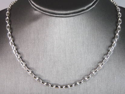 Mens Vintage Estate Sterling Silver Chain Link Necklace: A BEAUTIFUL VINTAGE ESTATE MENS .925 STERLING SILVER CHAIN LINK NECKLACE . NECKLACE WEIGHS 19.3g. NECKLACE MEASURES 24" BY 1/8". WOULD MAKE A GREAT GIFT FOR THAT SPECIAL SOMEONE. ANY QUESTIONS
