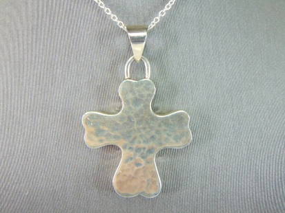 Womens Vintage Estate Sterling Silver Cross Necklace: A VERY NICE STERLING SILVER CROSS NECKLACE THAT WEIGHS 13g. THE NECKLACE MEASURES 18" LONG AND THE PENDANT MEASURES 2 1/8" LONG BY 1 1/4" WIDE. ANY OTHER QUESTIONS PLEASE DONT HESITATE TO ASK. BE