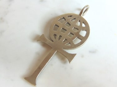 Womens Vintage Estate Sterling Silver Cross Pendant