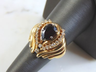 Womens Vintage Estate 14k Gold Diamond & Ruby Ring