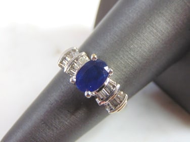 Womens Vintage Estate 14K White Gold Spinel & Diamond Ring
