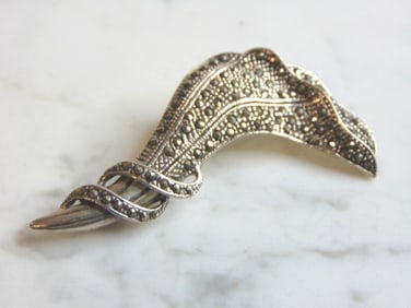 Womens Vintage Sterling Silver Floral Lily Brooch
