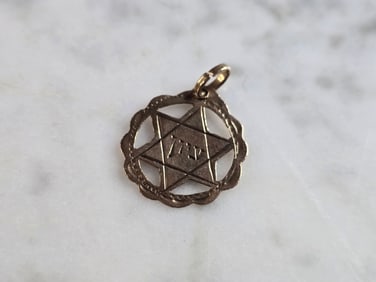 Vintage Estate 14K Gold Jewish Judaica Star of David Charm Pendant