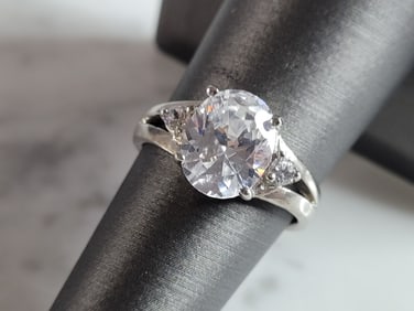Womens Estate Sterling Silver Modernist CZ Ring