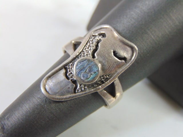 Sterling Silver Modern Abstract Abalone Ring (1 of 5)
