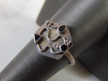 Sterling Silver Modern Abstract Onyx ? Ring