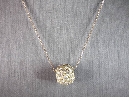 Womens Vintage Estate 14K Yellow Gold Modernist Pendant Necklace: FOR SALE IS THIS LOVELY VINTAGE ESTATE 14K YELLOW GOLD MODERNIST PENDANT AND NECKLACE. THE TOTAL WEIGHT IS 5g. THE NECKLACE MEASURES 16" LONG AND THE PENDANT MEASURES 3/8" LONG BY 1/2" WIDE. NO DIAMON