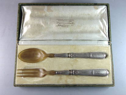 Antique Large Serving Spoon & Fork Set: FOR SALE IS THIS ANTIQUE LARGE SERVING SPOON AND FORK SET. SET IS BELIEVED TO BE COIN SILVER. FORK MEASURE 11" IN LENGTH BY 1" WIDE AND SPOON MEASURES 11" IN LENGTH. SET HAS SOME BLEMISHES AS SEEN IN