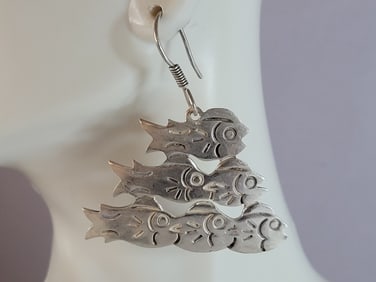 Womens Vintage Sterling Silver Southwestern Fish Earrings