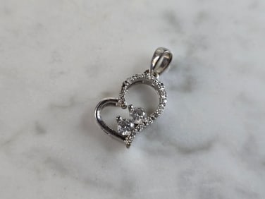 Womens Vintage Estate 10K White Gold Heart Diamond Pendant