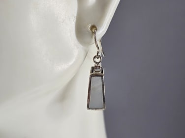 Womens Vintage Estate Sterling Silver MOP Earrings