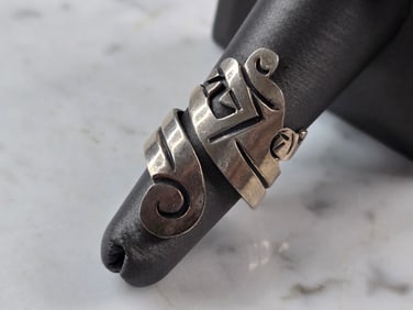 Womens Vintage Estate Sterling Silver Mayan Aztec Dragon Serpent Ring