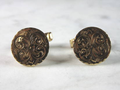 Mens Vintage Estate 14k Yellow Gold Fleur-de-lis Cufflinks: FOR SALE IS THIS MEN'S VINTAGE ESTATE 14K YELLOW GOLD FLEUR-DE-LIS CUFFLINKS. THE CUFFLINKS WEIGH 10.7g. THE FACE OF THE CUFFLINKS MEASURES 5/8" IN DIAMETER. ANY QUESTIONS PLEASE DO NOT HESITATE TO AS