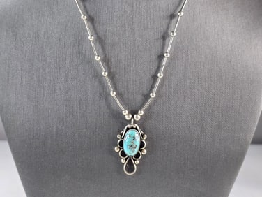 Womens Vintage Estate Sterling Silver Turquoise Pendant & Necklace