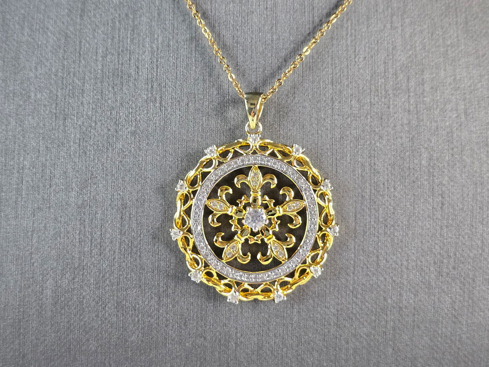 Womens Sterling Silver Gold Tone Fleur De Lis Pendant Necklace (1 of 4)