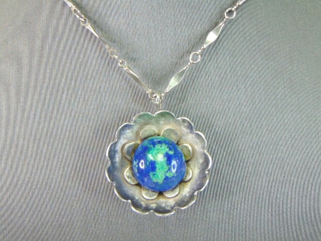 Womens Sterling Silver Azurite Pendant W/ Necklace: A BEAUTIFUL VINTAGE ESTATE WOMENS .925 STERLING SILVER AZURITE PENDANT WITH NECKLACE . NOT SURE IF STONE IS NATURAL OR MAN MADE. THE PENDANT MEASURES 1 1/2" BY 1 1/4", AND NECKLACE MEASURES 17" TOGETH
