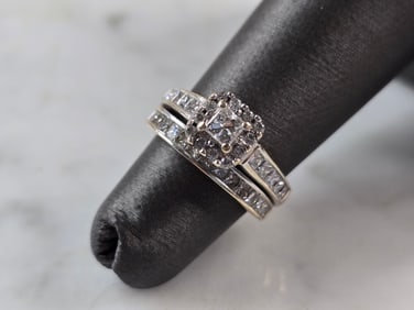 Womens Vintage Estate 14K Gold Diamond Ring Set