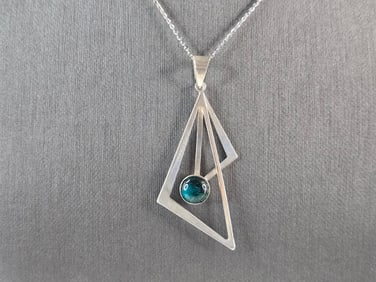 Women Vintage Sterling Silver Eilat Modernist Israel Pendant Necklace