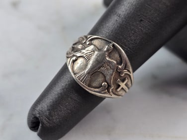 Womens Vintage Estate Sterling Silver Religious Dove Cross Ring