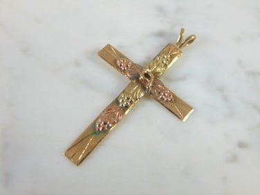 Vintage 10k Gold Religious Crucifix Cross Pendant