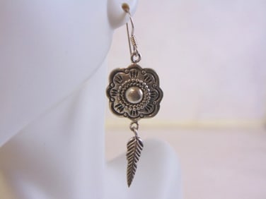 Womens Sterling Silver Flower & Feather Earrings