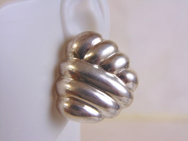 Womens Vintage Sterling Silver Modernist Earrings