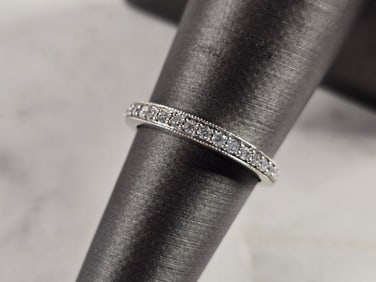 Womens Vintage Estate 10K White Gold Diamond Ring