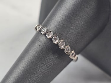 Womens Vintage Estate 10K White Gold Diamond Ring