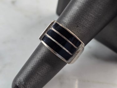 Womens Vintage Estate Sterling Silver Modernist Onyx Ring
