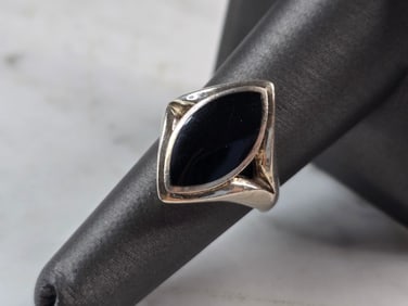 Womens Vintage Estate Sterling Silver Modernist Onyx Ring