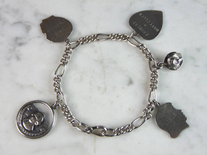 Vintage Sjc Sterling Silver Charm Bracelet