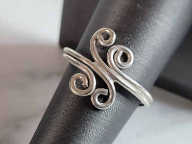 Womens Vintage Estate Sterling Silver Modernist Ring