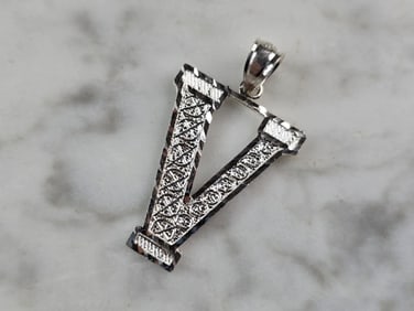Womens Sterling Silver Initial Letter " V " Pendant