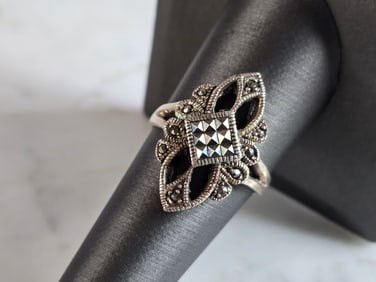 Womens Vintage Estate Sterling Silver Modernist Ring
