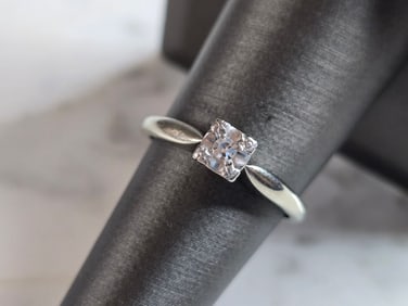 Womens Vintage Estate 14K White Gold Diamond Ring