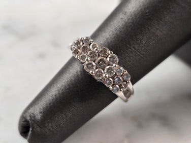 Womens Vintage Estate 10K White Gold Diamond Ring