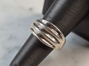 Womens Vintage Estate Sterling Silver Modernist Ring