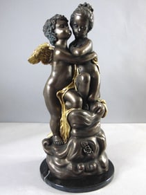 VICTORIAN STATUE OF KISSING CHERUB W/ BRONZE FINISH