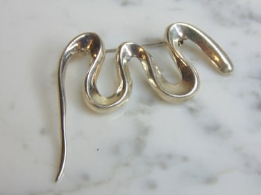 Vintage Estate Women's Sterling Silver Modernist Brooch