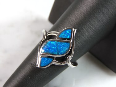 Womens Estate Sterling Silver Modernist Blue Opal Ring