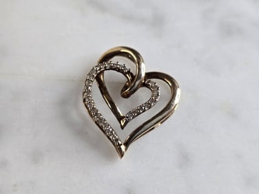 Womens Vintage Estate 10K Gold Diamond Heart Pendant