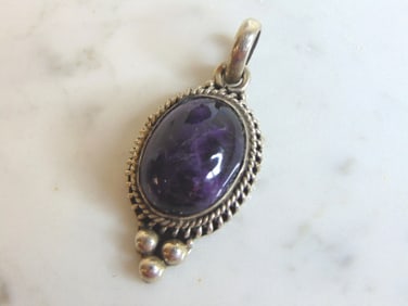 Womens Vintage Estate Sterling Silver Amethyst Pendant