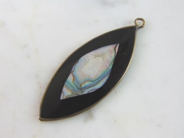 Womens Vintage Estate Sterling Silver MOP Pendant
