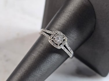 Womens Vintage Estate 14k White Gold Diamond Engagement Ring