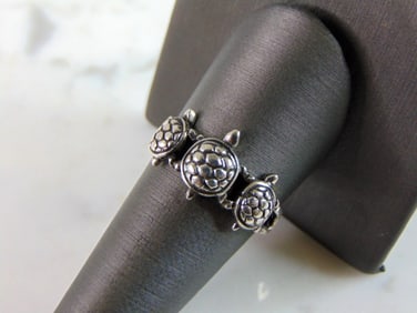 Womens Vintage Estate Sterling Silver Turtle Ring