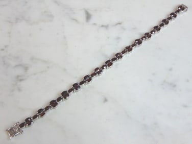Womens Vintage Estate Sterling Silver Garnet Bracelet