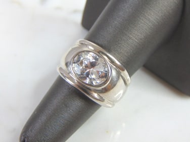 Womens Vintage Estate Sterling Silver CZ Ring